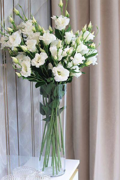 Eustoma Secret of Flowers, bukiet kwiatów do wazonu