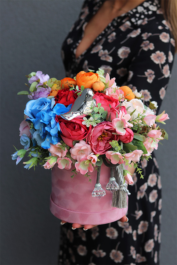 Tęcza Crystalas L, kolorowy flowerbox z chwostem