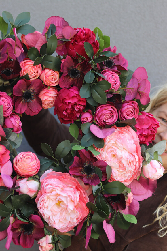 Ranalla, kwiatowy wianek na drzwi