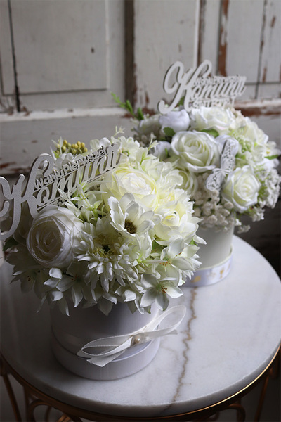 biały flowerbox komunijny, Bielli, wys.23cm