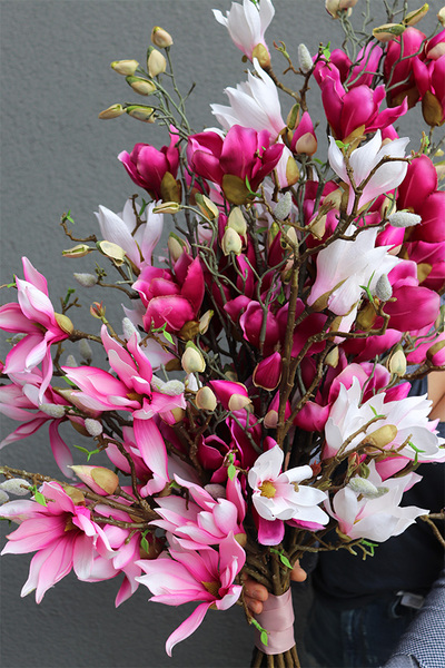 bukiet różowych kwiatów, Magnolie Moko L, dł.98cm