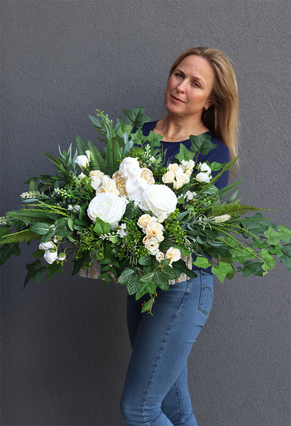 dekoracja nagrobna z figurką ceramiczną, Nemora White, wym.38x85cm