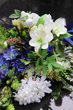 Niebieska Drelia, bukiet nagrobny z ostróżką, dł.90cm