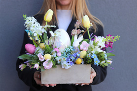 Easter Egg Concrete, stroik wielkanocny z zajączkiem, wym.34x40cm