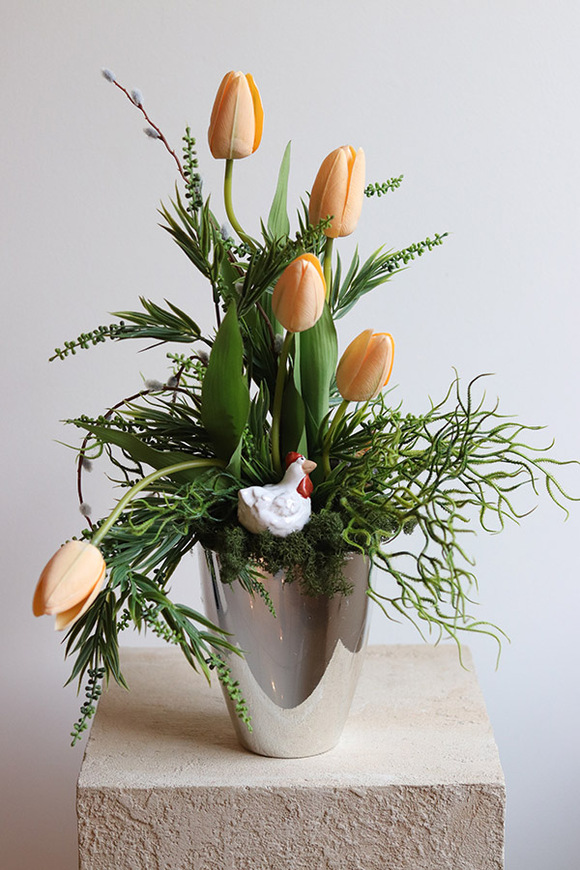 Doris Spring, stroik wiosenny z kurami