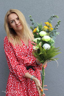 Słoneczne Dni, bukiet nagrobny do położenia ze słonecznikami, dł.80cm 