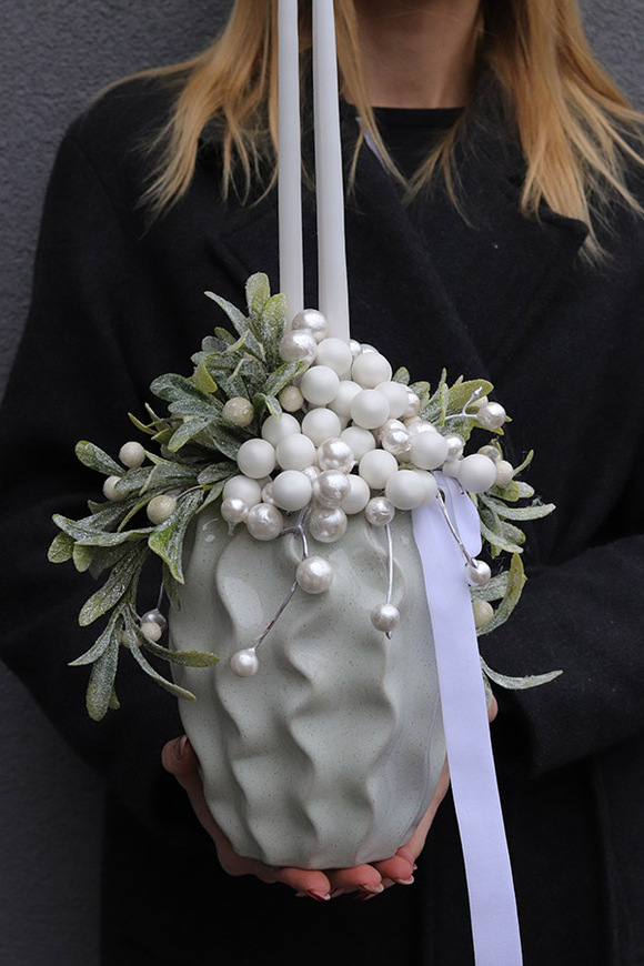 Pearl Winter, świąteczny stroik ze świecami