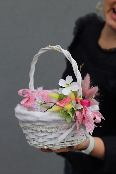 Moko Easter Girl, dekorowany koszyczek wielkanocny, wys.28cm 