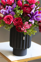 Roksana Morlano, kompozycja kwiatowa w naczyniu