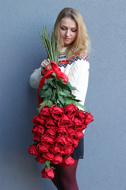 Róże Deluxe, bukiet nagrobny do położenia, czerwony, dł.80cm