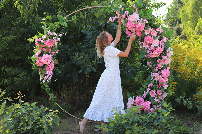 Wedding Ring, obręcz stojąca z dekoracją kwiatową