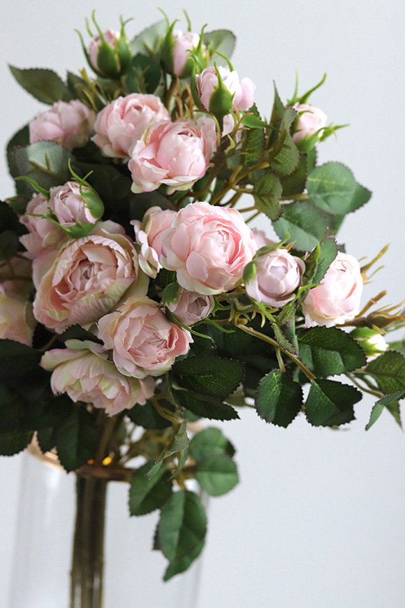 Rosalie, gałązka sztucznej róży, brzoskwiniowa