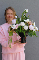 Leori Dynasty, biała kompozycja w pucharze