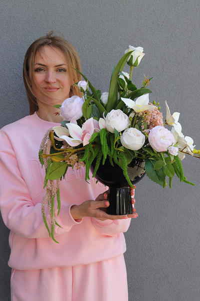 Leori Dynasty, biała kompozycja w pucharze