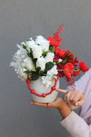 Pierwsza Dama, kompozycja kwiatowa w donicy