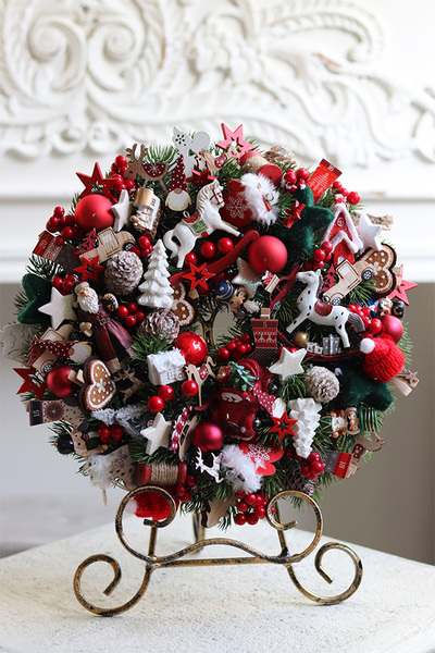Święta u Izy, świąteczny wianek dekoracyjny	