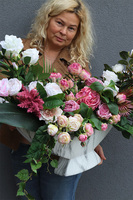 Remona Pink 2, nagrobna kompozycja kwiatowa w pucharze