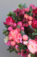 Ranalla, kwiatowy wianek na drzwi