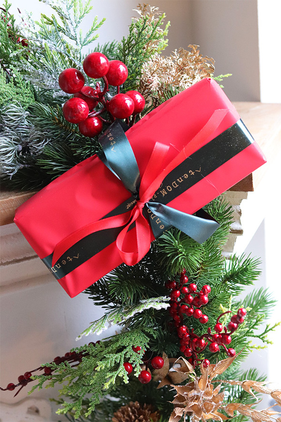 Xmas Gabinetto Złota Wigilia, świąteczna girlanda na kominek