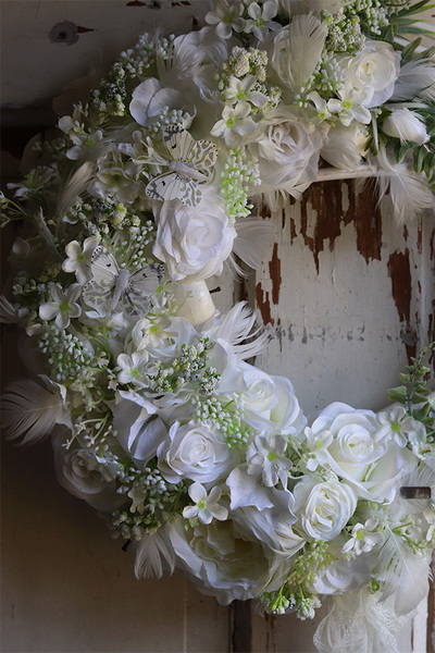 Biella, biały wianek komunijny z dzwonkiem, śr.38cm  