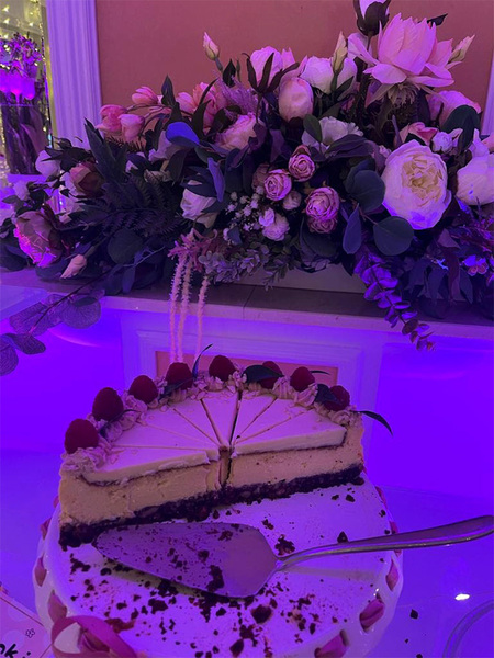 jednostronna ścianka kwiatowa, Maria Antonina wys.2m x szer.3m, wypożyczenie