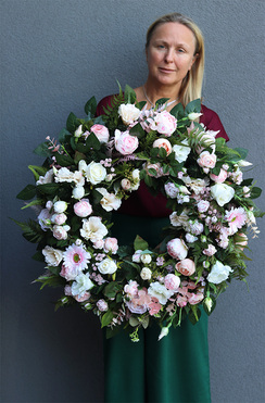 Serenada, wieniec nagrobny, śr.68cm