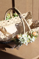 Barnabia, dwustronnie dekorowany koszyczek wielkanocny