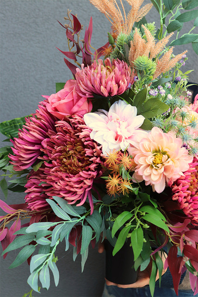 Astry Pink, bukiet nagrobny we wkładzie