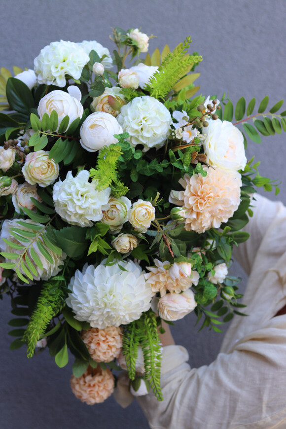 Ministeria 3, elegancka kompozycja kwiatowa w misie