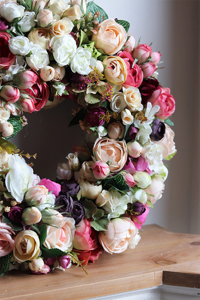 Bella Indiga, wianek do powieszenia