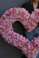 Rosmerta, duży różowy wianek serce