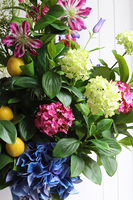 Mamma Mia!, kompozycja kwiatowa w pucharze	