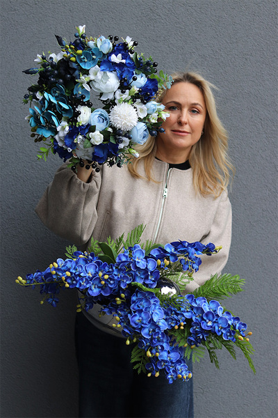 Pytanie Na Śniadanie, niebieski wianek na drzwi