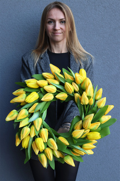Witaj Wiosno Yellow Retra, wianek z tulipanów, śr.47cm  