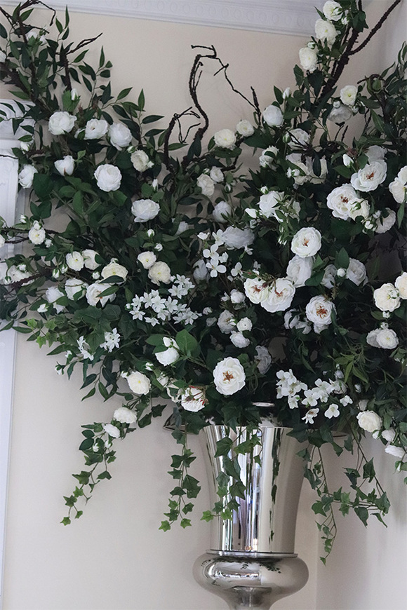 Biały Dworek Saute B, kompozycja kwiatowa do Twojej donicy