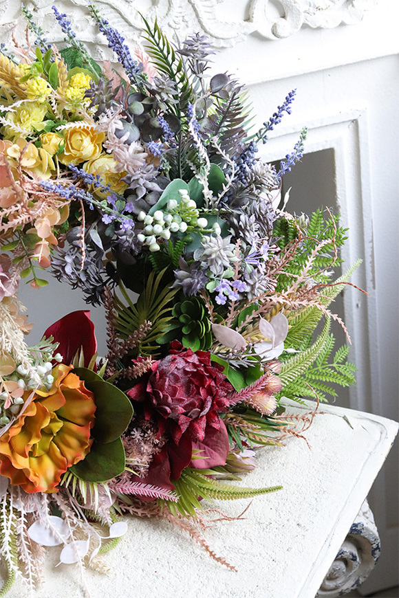 Kleopatra, efektowny wianek z kwiatami i sukulentami, śr.46cm