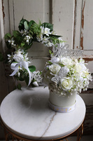 biały flowerbox komunijny, Bielli, wys.23cm