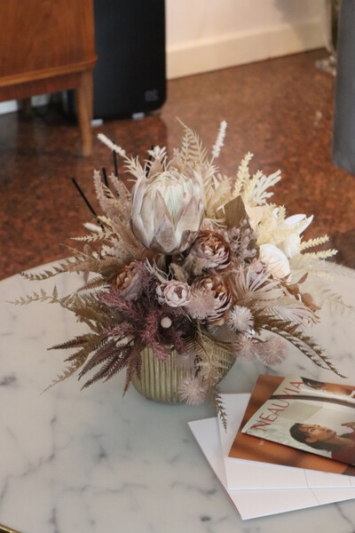 Laguel November, jesienna kompozycja w naczyniu glamour,
