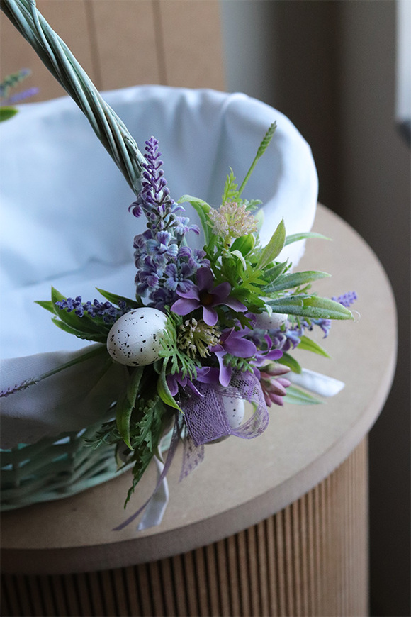 Gredda, dwustronnie dekorowany koszyczek wielkanocny