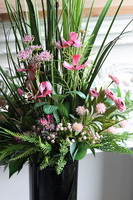 Herata, bukiet nagrobny w wazonie