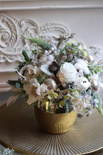 Mróz Glamour, zimowy stroik w złotej osłonce