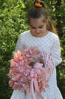 Teddy Pink, uroczy wianek z misiem