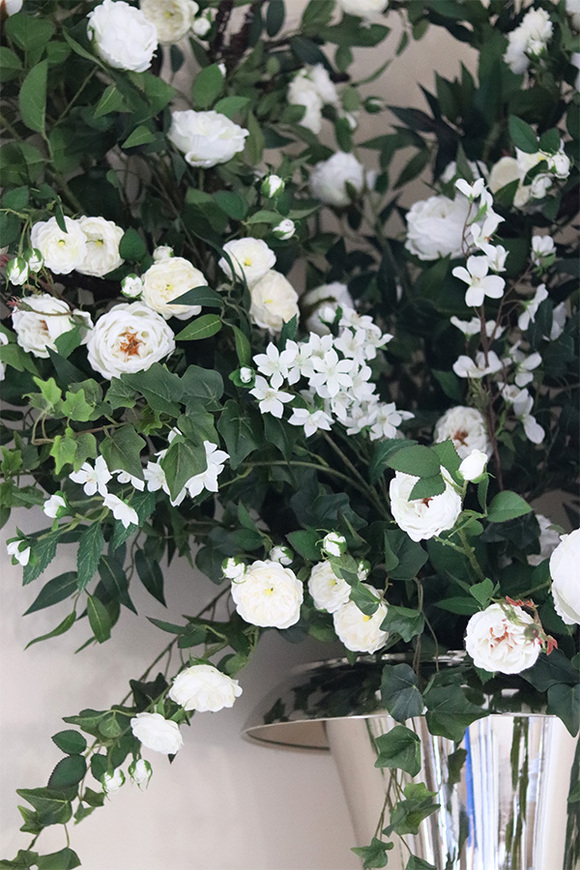 Biały Dworek Saute B, kompozycja kwiatowa do Twojej donicy