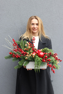 Winter Gold, świąteczna kompozycja z czerwonymi bombkami, wys.46cm