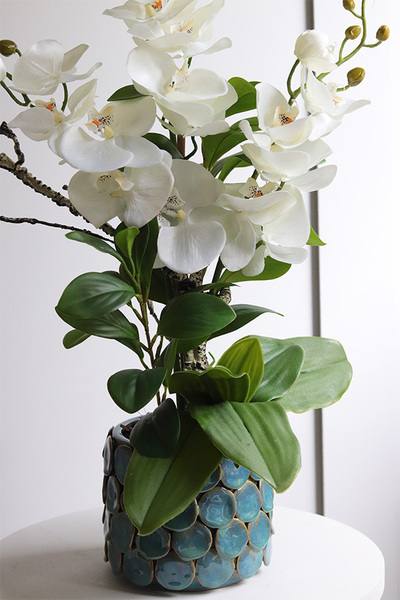 Nenufarro Timber, sztuczny storczyk w ozdobnej donicy