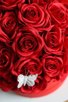 Love Flowers, czerwony flowerbox na walentynki