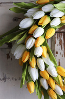 bardzo elegancki wianek z tulipanów, Witaj Wiosno 2, śr.40cm