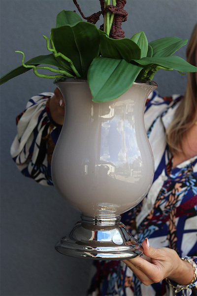 Pucharina Beige, sztuczny storczyk w ceramicznym pucharze