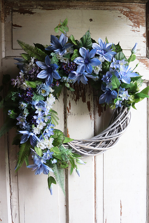 asymetryczny niebieski wianek na drzwi, Nieboskłon, śr.49cm  