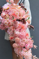 Anona Morelli, kompozycja nagrobna w naczyniu